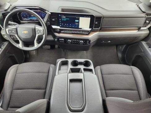 Used 2025 Chevrolet Silverado 1500 LT RWD image 26