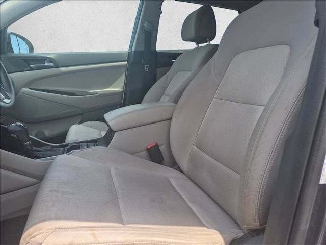 Used 2017 Hyundai Tucson SE w/ SE Popular Package 02 FWD image 15