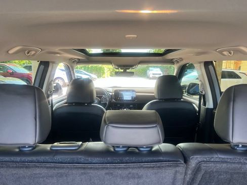Certified 2023 Nissan Rogue SL w/ SL Premium Package AWD/4WD image 14