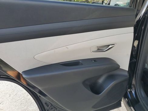 Certified 2025 Hyundai Tucson SEL FWD image 28