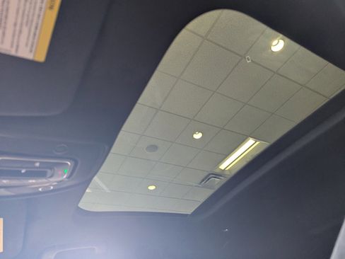 Used 2023 Audi RS 6 w/ Executive Package image 29