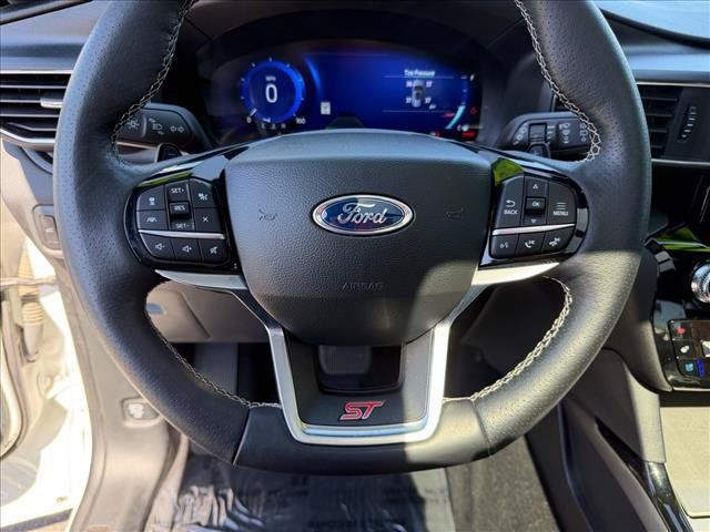 Used 2023 Ford Explorer ST w/ Equipment Group 401A AWD/4WD image 19