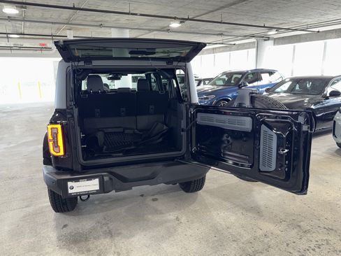 Used 2025 Ford Bronco Outer Banks AWD/4WD image 13
