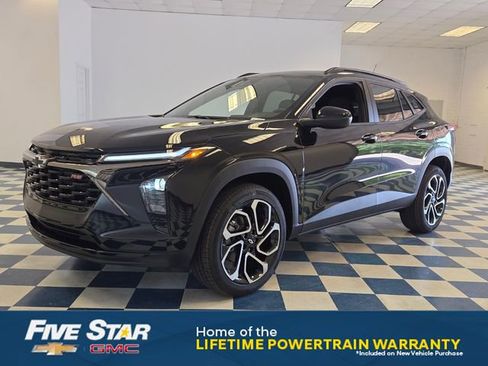 New 2026 Chevrolet Trax RS w/ Driver Confidence Package FWD image 3