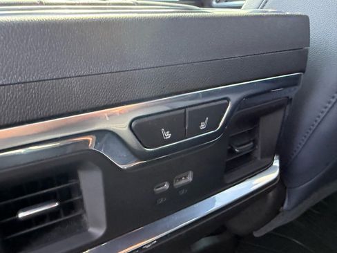 Used 2025 Chevrolet Silverado 3500 High Country w/ High Country Premium Package AWD/4WD image 20