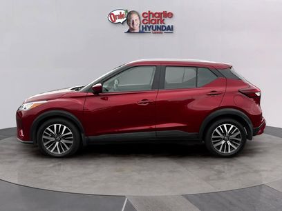 Used 2022 Nissan Kicks SV
