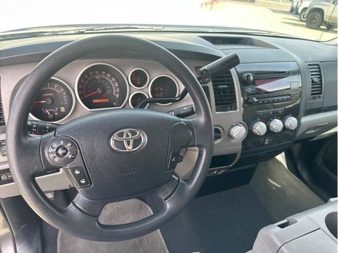 Used 2013 Toyota Tundra 4x4 Double Cab w/ Tow Pkg image 13