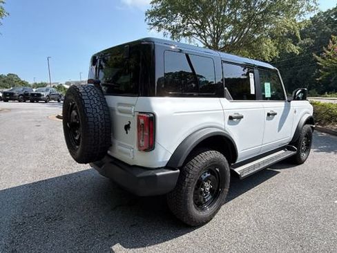 New 2026 Ford Bronco Outer Banks AWD/4WD image 7