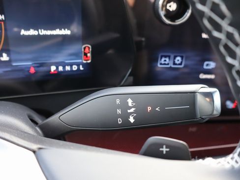 New 2026 Chevrolet Traverse Z71 w/ Enhanced Driving Package image 9