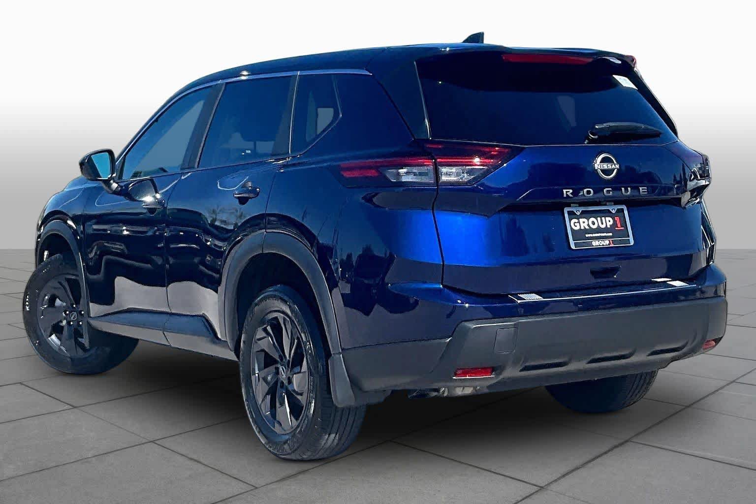 New 2027 Nissan Rogue SV FWD image 12