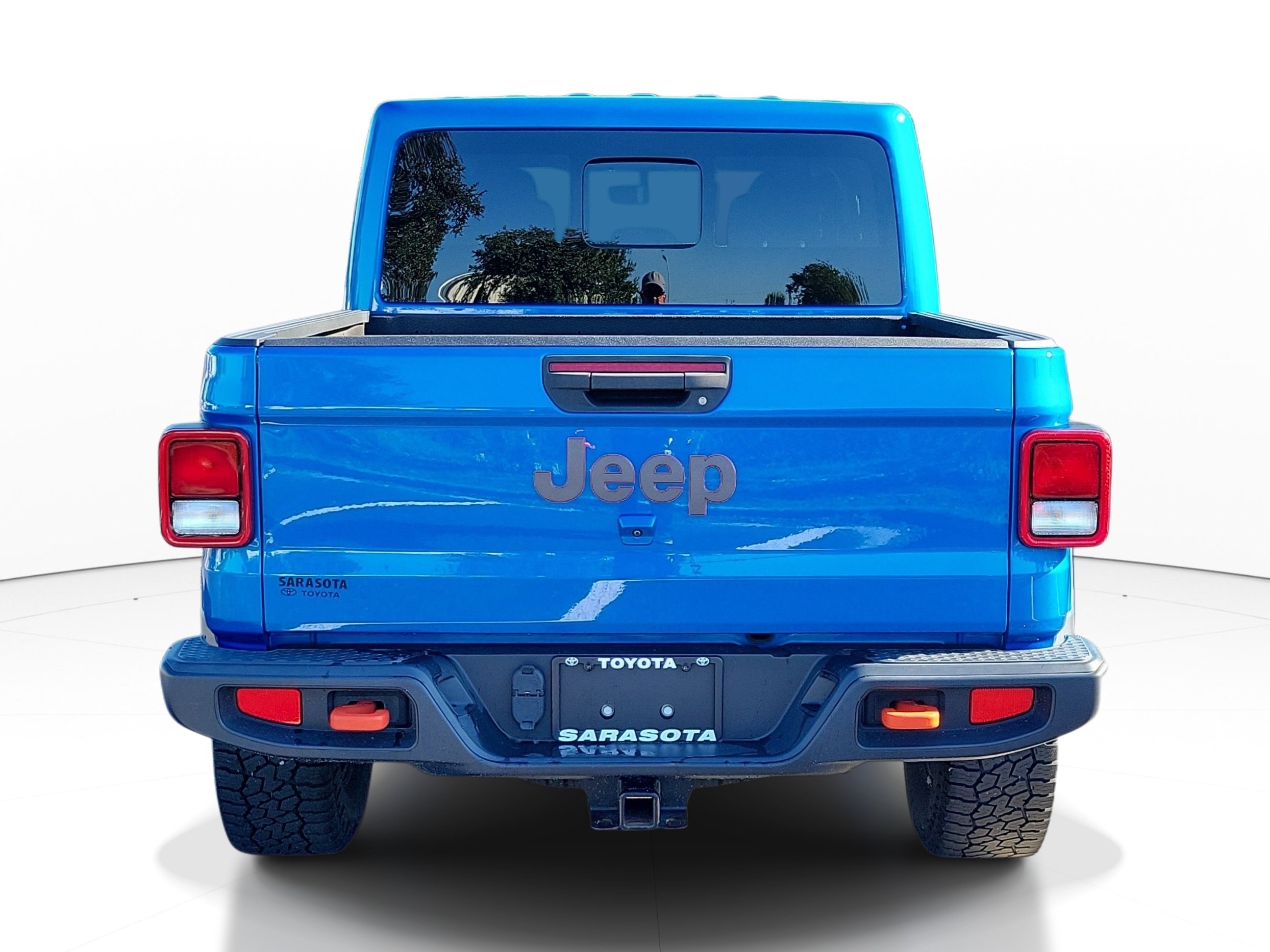 Used 2023 Jeep Gladiator Mojave w/ Trailer Tow Package AWD/4WD image 5