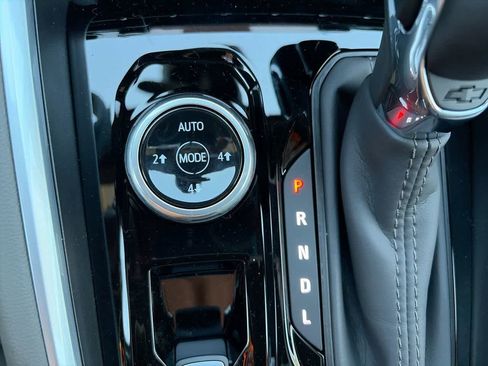 New 2026 Chevrolet Colorado ZR2 AWD/4WD image 23
