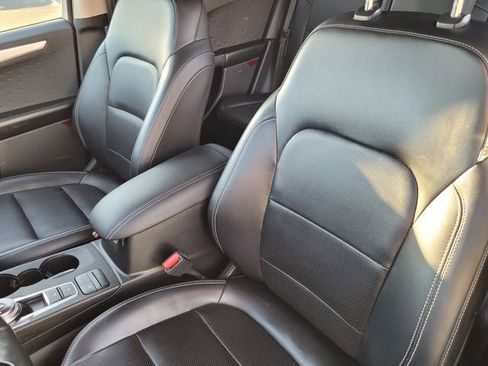 Certified 2020 Ford Escape SEL image 11