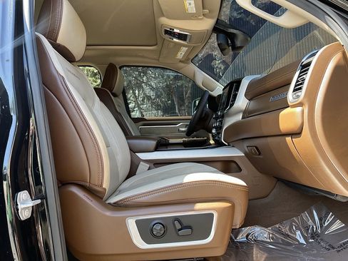 Used 2019 RAM 1500 Laramie image 30