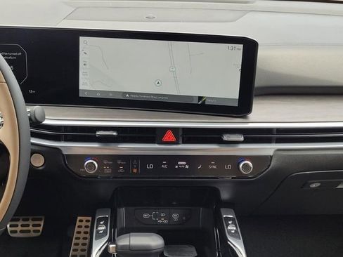 New 2026 Kia Sorento SX Prestige AWD/4WD image 17