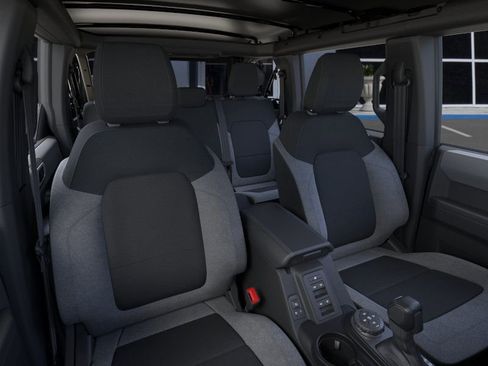 New 2025 Ford Bronco 4-Door w/ Sasquatch Package AWD/4WD image 41