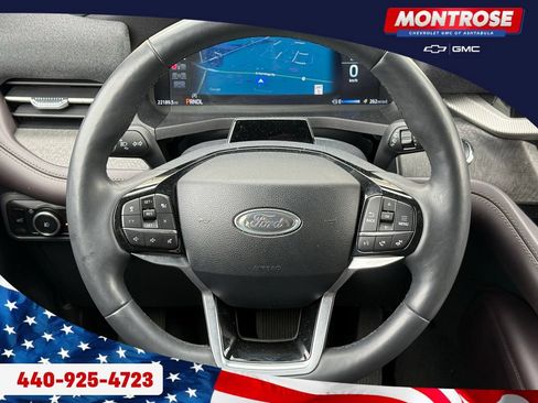 Used 2025 Ford Explorer Platinum w/ LUX Leather Package AWD/4WD image 29