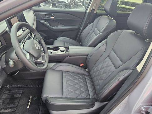 Used 2026 Nissan Rogue Platinum w/ Platinum Premium Package image 20