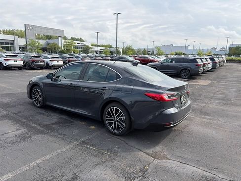 Used 2026 Toyota Camry XLE w/ Premium Package AWD/4WD image 29