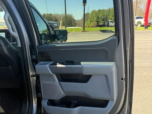 Used 2021 Ford F150 Lariat w/ Equipment Group 502A High image 40