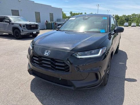 Used 2026 Honda HR-V Sport image 4