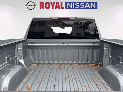 Used 2024 GMC Sierra 1500 Elevation image 9