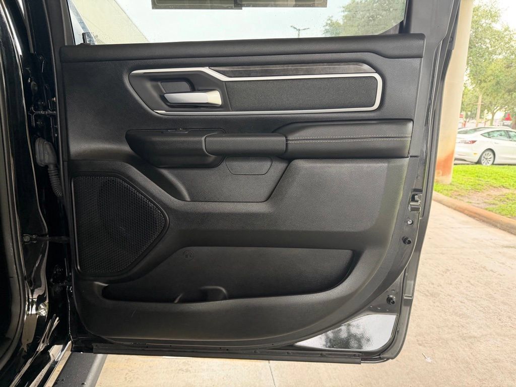 Used 2021 RAM 1500 Big Horn AWD/4WD image 34