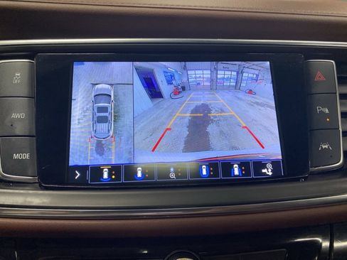 Used 2021 Buick Enclave Avenir w/ Avenir Technology Package image 12