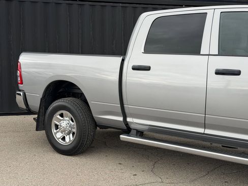 Used 2022 RAM 3500 Tradesman AWD/4WD image 5