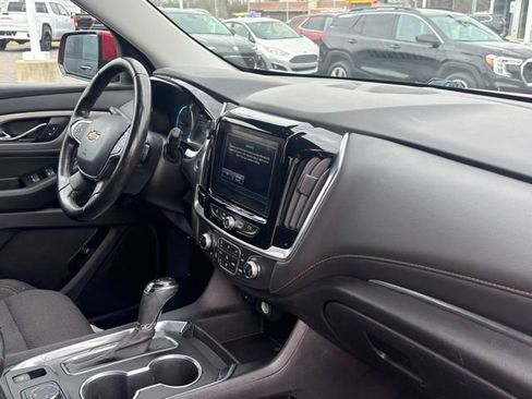 Used 2019 Chevrolet Traverse LT w/ LPO, Floor Liner Package image 15
