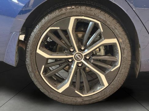 Used 2024 Nissan Altima 2.5 SR w/ SR Premium Package image 7