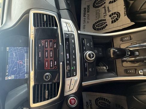 Used 2014 Honda Accord Touring image 17