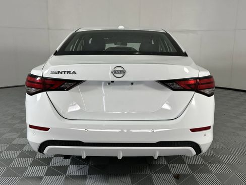 Certified 2025 Nissan Sentra SV FWD image 7