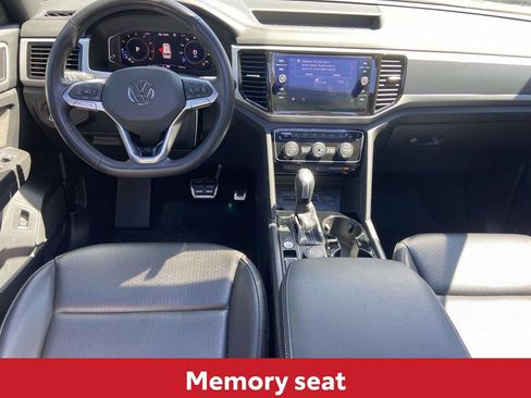 Used 2022 Volkswagen Atlas Cross Sport SEL R-Line AWD/4WD image 13
