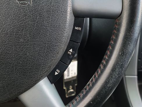 Used 2005 Pontiac GTO image 15