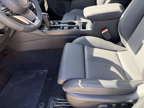 New 2026 Subaru Outback Touring AWD/4WD image 16
