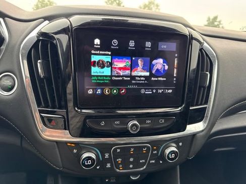 Used 2023 Chevrolet Traverse Premier w/ Redline Edition AWD/4WD image 12