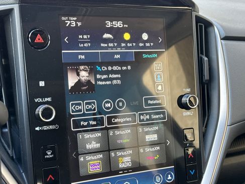 Used 2025 Subaru Crosstrek 2.0i Premium image 17