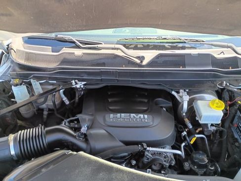 Used 2019 RAM 2500 Tradesman AWD/4WD image 39