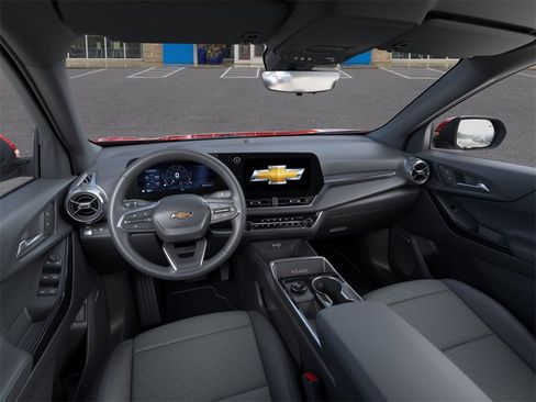 New 2026 Chevrolet Equinox LT w/ Convenience Package II image 15