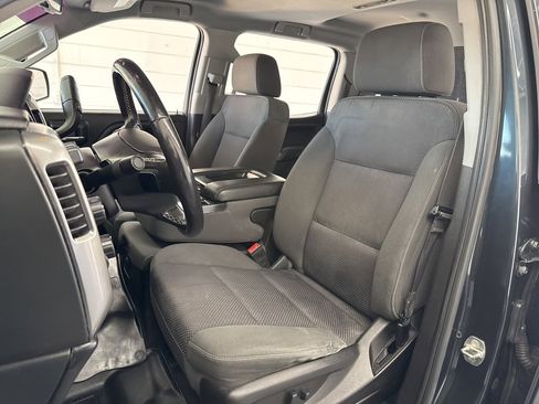 Used 2018 Chevrolet Silverado 1500 LT w/ Texas Edition image 15