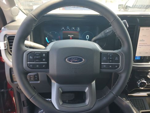 New 2026 Ford F250 Lariat w/ Black Appearance Package image 16