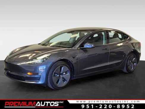 Used 2023 Tesla Model 3 Standard Range RWD image 1
