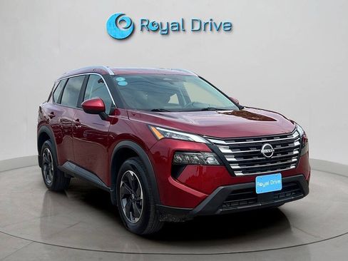 Used 2025 Nissan Rogue SV w/ SV Premium Package AWD/4WD image 8