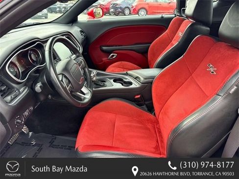 Used 2016 Dodge Challenger R/T Scat Pack w/ Leather Interior Group image 13