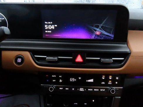 Used 2024 Kia Seltos EX image 22