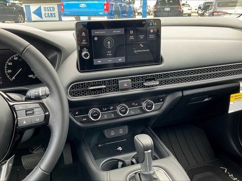 New 2026 Honda HR-V EX-L image 6