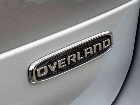 Certified 2023 Jeep Grand Cherokee L Overland w/ Luxury Tech Group IV AWD/4WD image 11