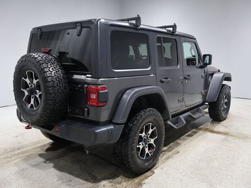 Used 2019 Jeep Wrangler Unlimited Rubicon image 2