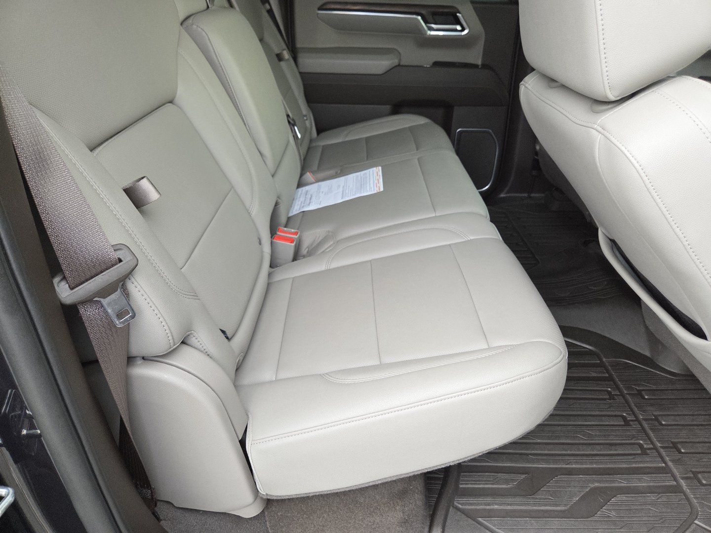 Used 2023 GMC Sierra 1500 SLT AWD/4WD image 25